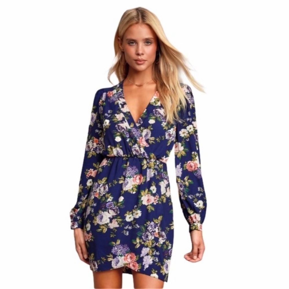 Lulu’s That's a Wrap Navy Blue Floral Print Dress